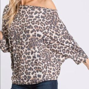 Leopard Off the shoulder top